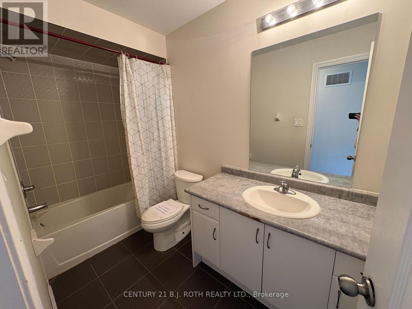 1150 Peelar Crescent, Innisfil, Ontario  L0L 1W0 - Photo 12 - N13160752