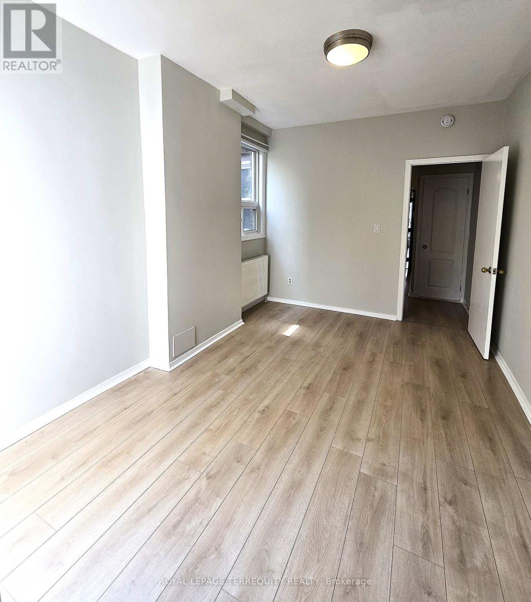 #2 - 1037 Bathurst Street, Toronto, Ontario M5R 3G8 - Photo 7 - C12929126