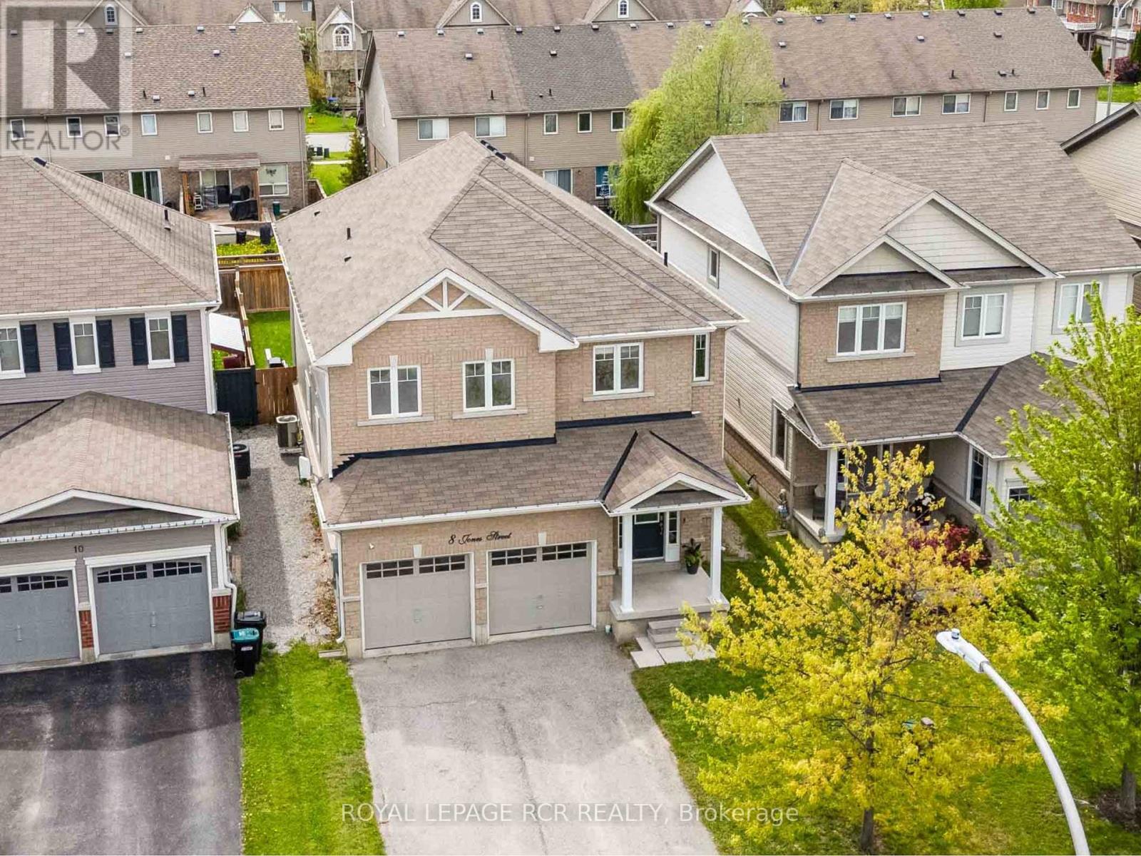 8 JONES STREET, New Tecumseth, Ontario