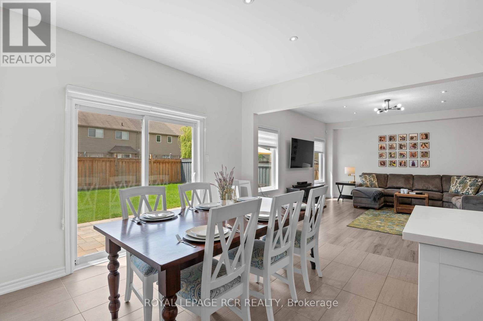8 Jones Street, New Tecumseth, Ontario  L9R 0C1 - Photo 15 - N13160878