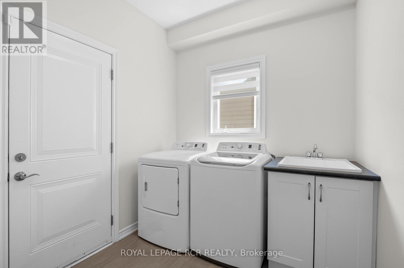 8 Jones Street, New Tecumseth, Ontario  L9R 0C1 - Photo 19 - N13160878