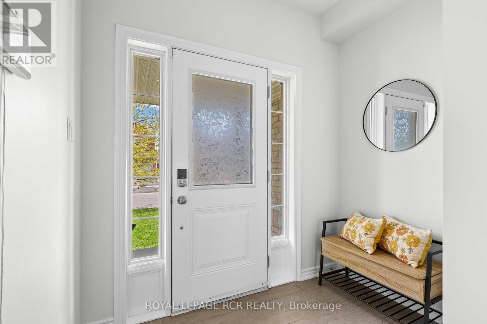 8 Jones Street, New Tecumseth, Ontario  L9R 0C1 - Photo 4 - N13160878