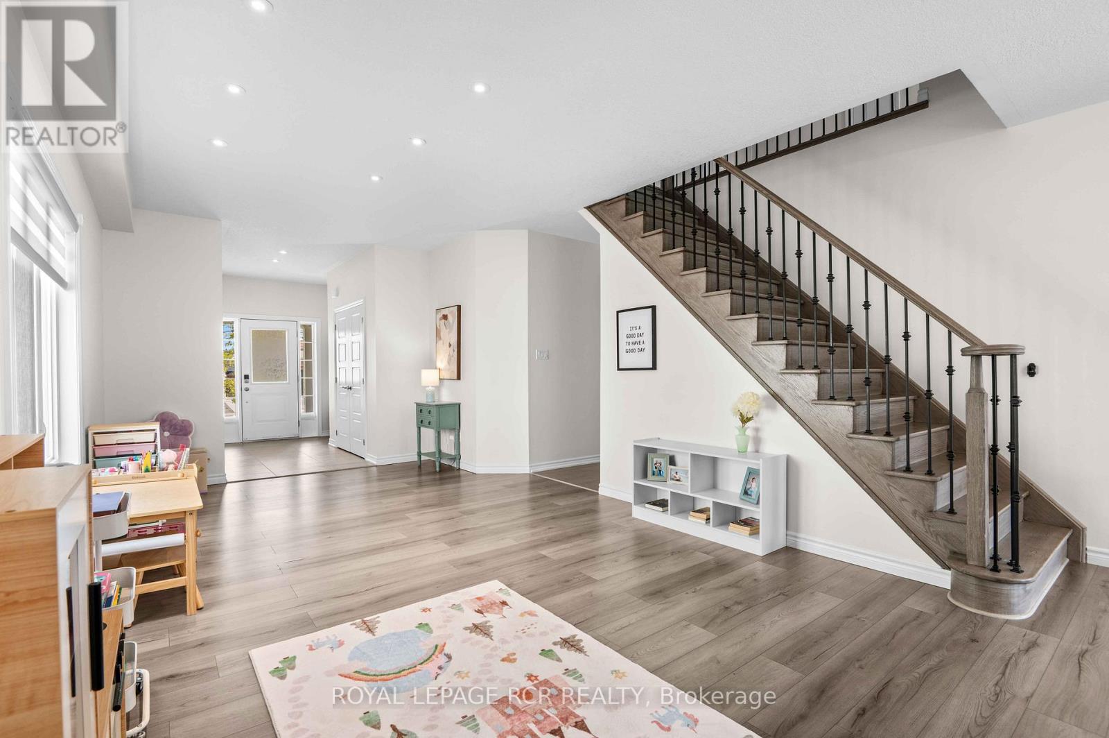 8 Jones Street, New Tecumseth, Ontario  L9R 0C1 - Photo 8 - N13160878