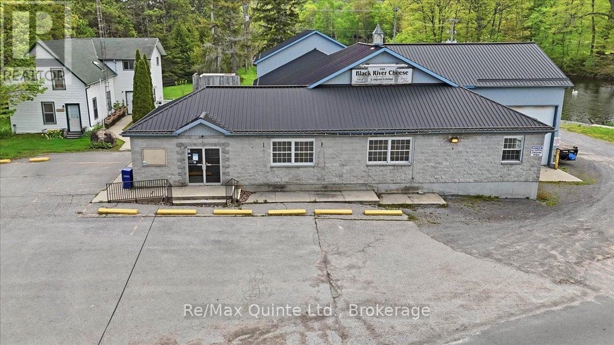 911-913 County Road 13, Prince Edward County, Ontario  K0K 2P0 - Photo 2 - X13160912