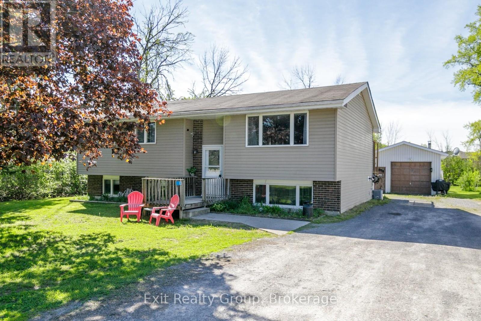 13 Huffman Road, Quinte West (Frankford Ward), Ontario K0K 2C0 - Photo 2 - X13161168