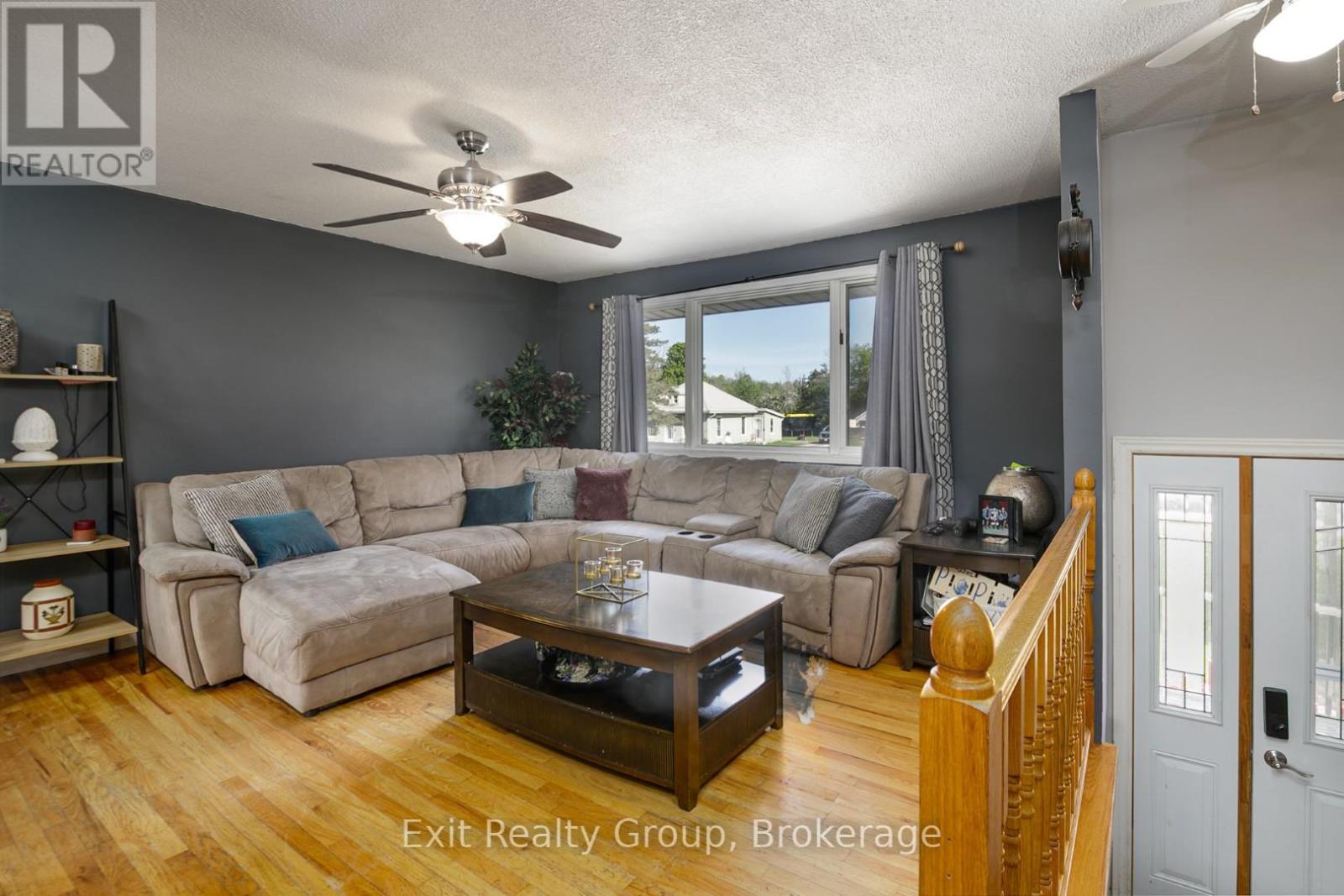 13 Huffman Road, Quinte West (Frankford Ward), Ontario K0K 2C0 - Photo 3 - X13161168