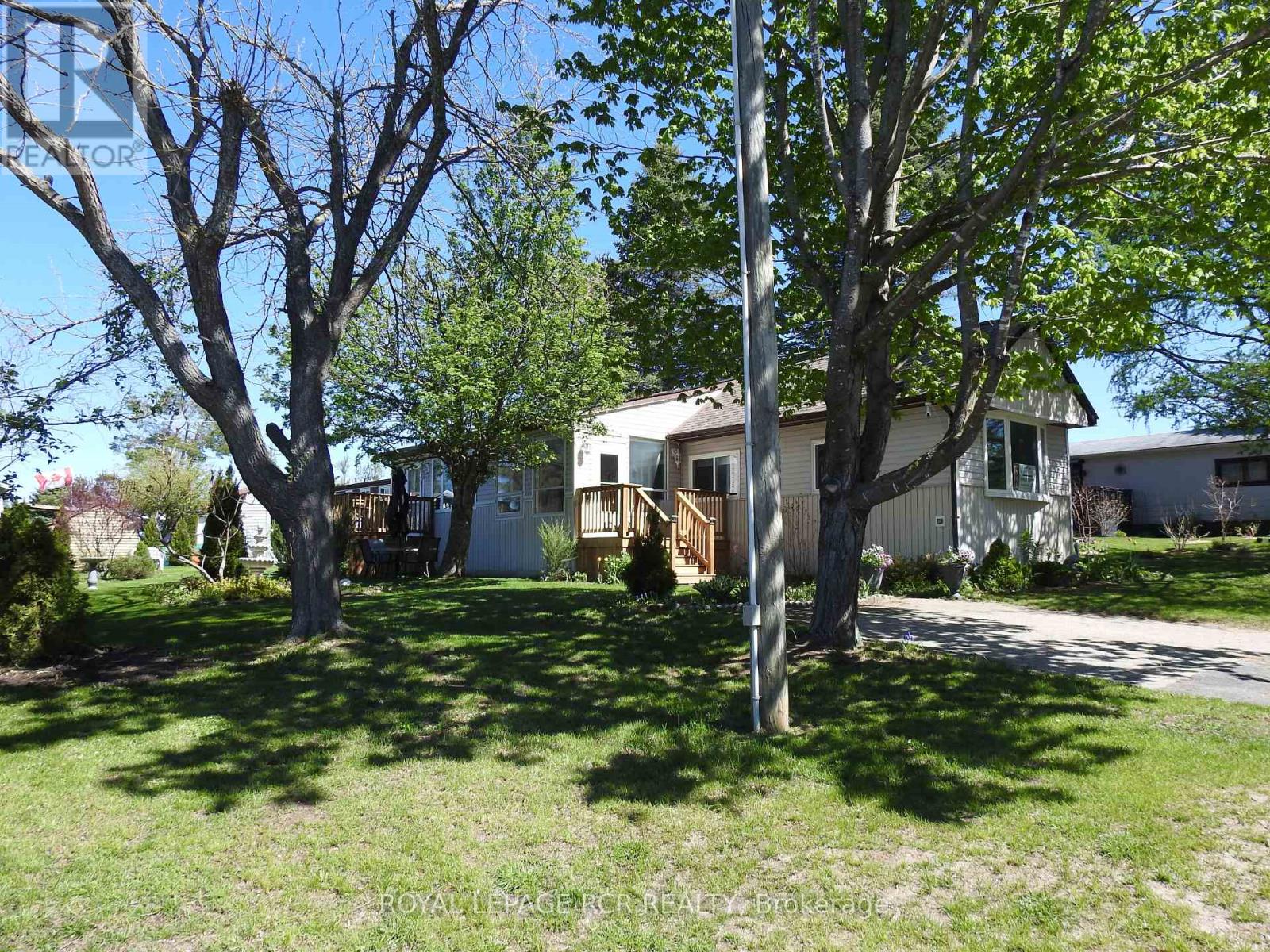 8 Claremont Crescent, Oro-Medonte, Ontario L3V 0P9 - Photo 1 - S13160746