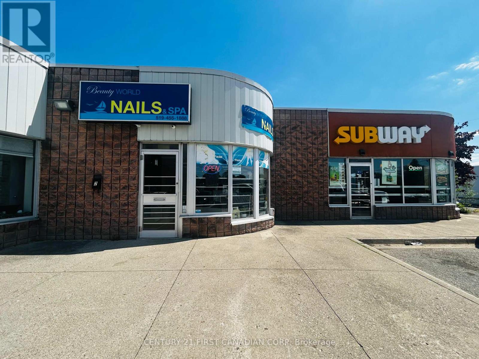 2 - 1379 Dundas Street, London East, Ontario  N5W 3B7 - Photo 1 - X13161150