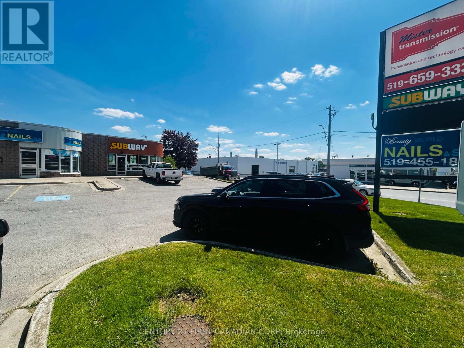 2 - 1379 Dundas Street, London East, Ontario  N5W 3B7 - Photo 2 - X13161150