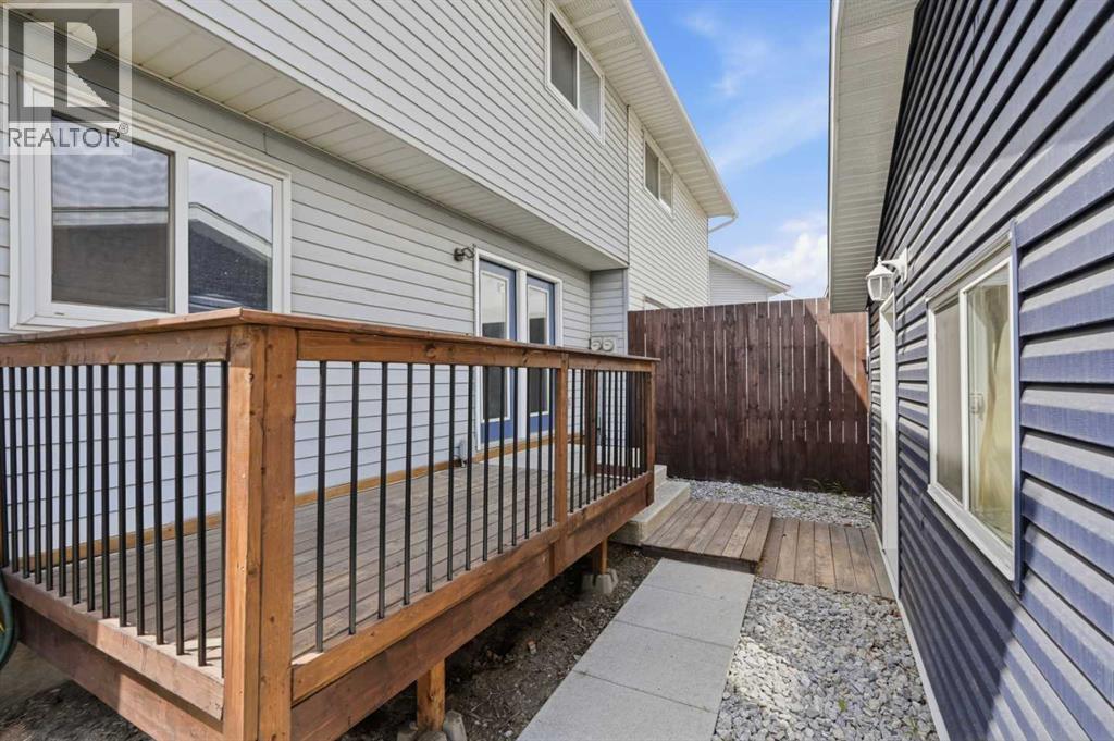 248 Summerwood Place SE, Airdrie, Alberta  T4B 1W3 - Photo 8 - A2313478