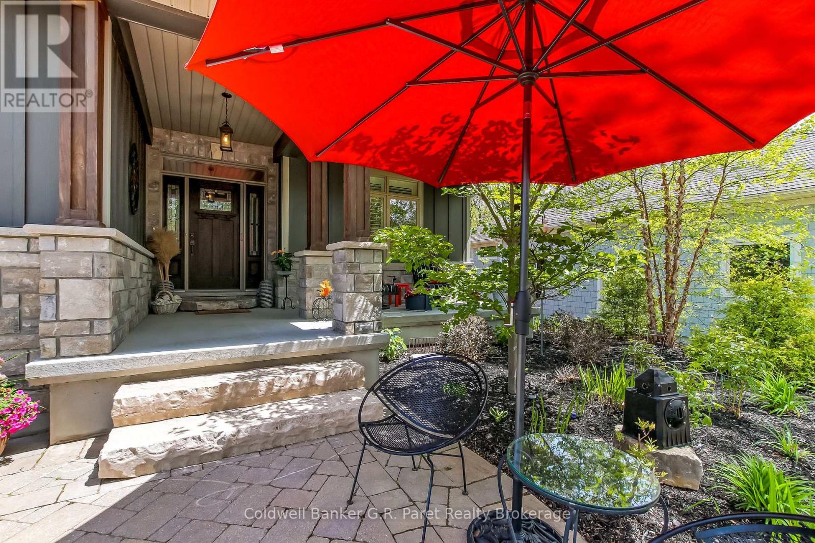 10151 Pinery Bluffs Road, Lambton Shores, Ontario  N0M 1T0 - Photo 7 - X12826354