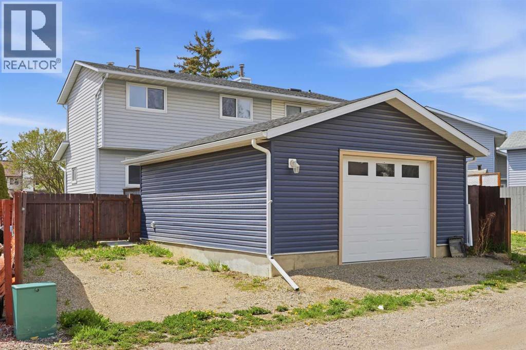 248 Summerwood Place SE, Airdrie, Alberta  T4B 1W3 - Photo 11 - A2313478