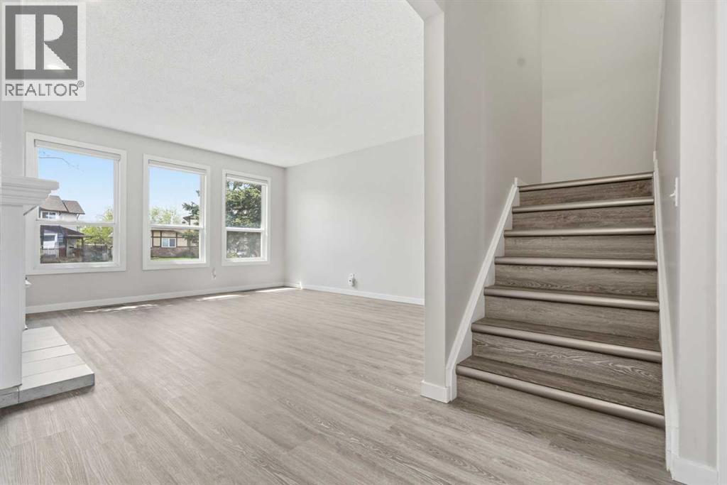 248 Summerwood Place SE, Airdrie, Alberta  T4B 1W3 - Photo 17 - A2313478