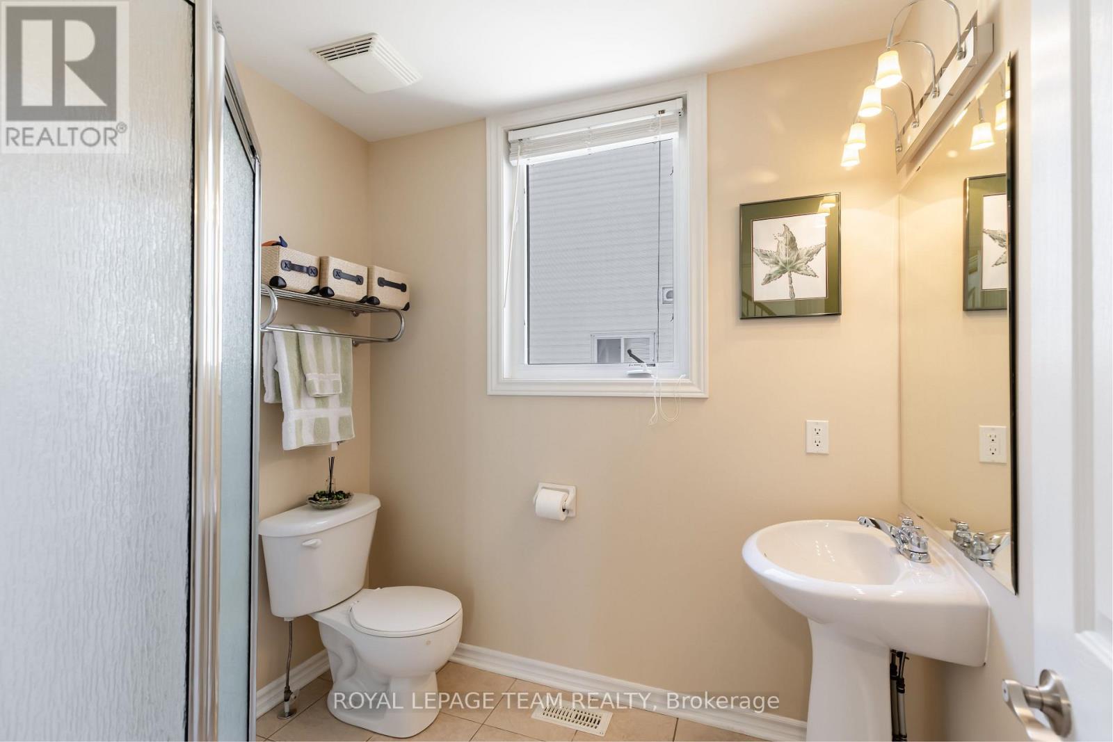 38 Penrith Street, Ottawa, Ontario  K2W 1E5 - Photo 13 - X13160892