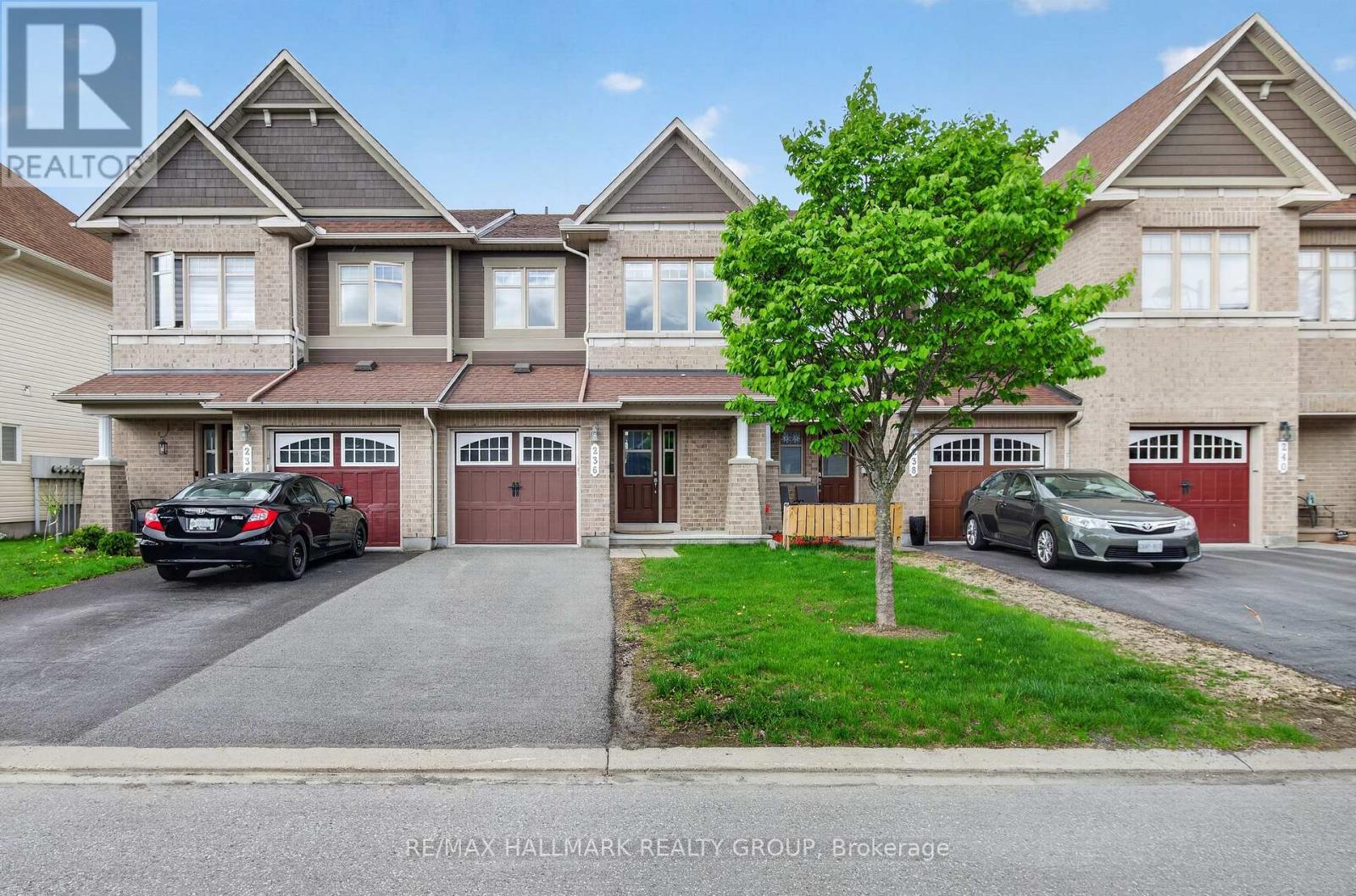 236 Trailsedge Way, Ottawa, Ontario  K1W 0E8 - Photo 2 - X13160910