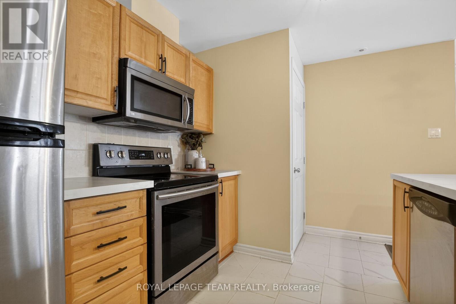 12 - 165 Crestway Drive, Ottawa, Ontario  K2G 7C8 - Photo 13 - X13160922