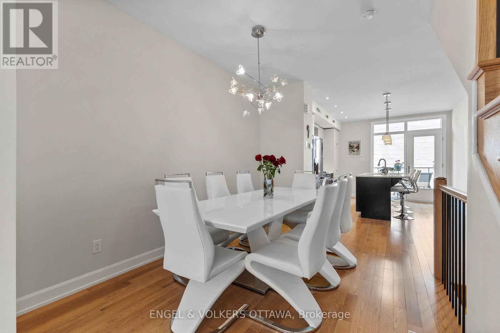 537 De Mazenod Avenue, Ottawa, Ontario  K1S 5H3 - Photo 5 - X13161062