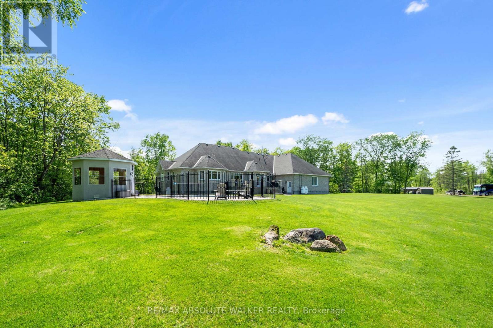 2501 Kearns Way, Ottawa, Ontario  K4P 1R9 - Photo 45 - X13161112