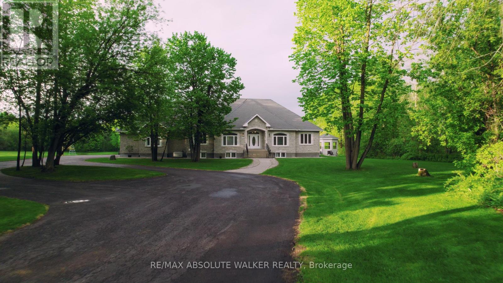 2501 Kearns Way, Ottawa, Ontario  K4P 1R9 - Photo 49 - X13161112