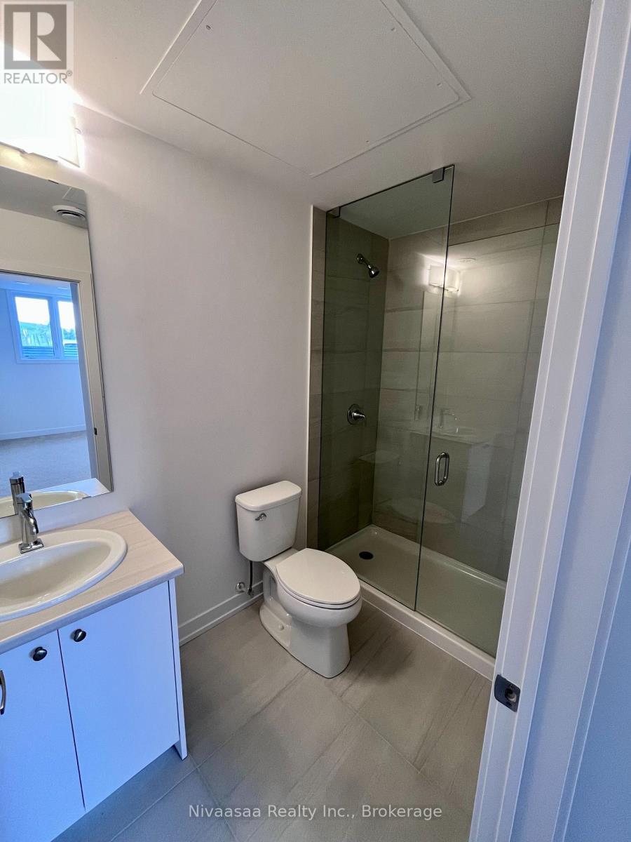 Q16 - 25 Palace Street, Kitchener, Ontario  N2E 0L2 - Photo 11 - X13161194