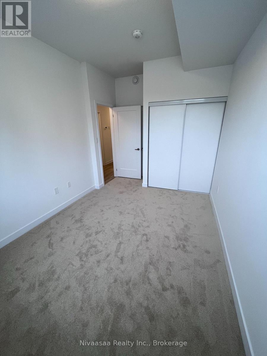 Q16 - 25 Palace Street, Kitchener, Ontario  N2E 0L2 - Photo 9 - X13161194