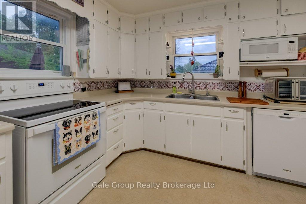 694 Glencairn Avenue, Woodstock, Ontario N4S 5V9 - Photo 18 - X13161118