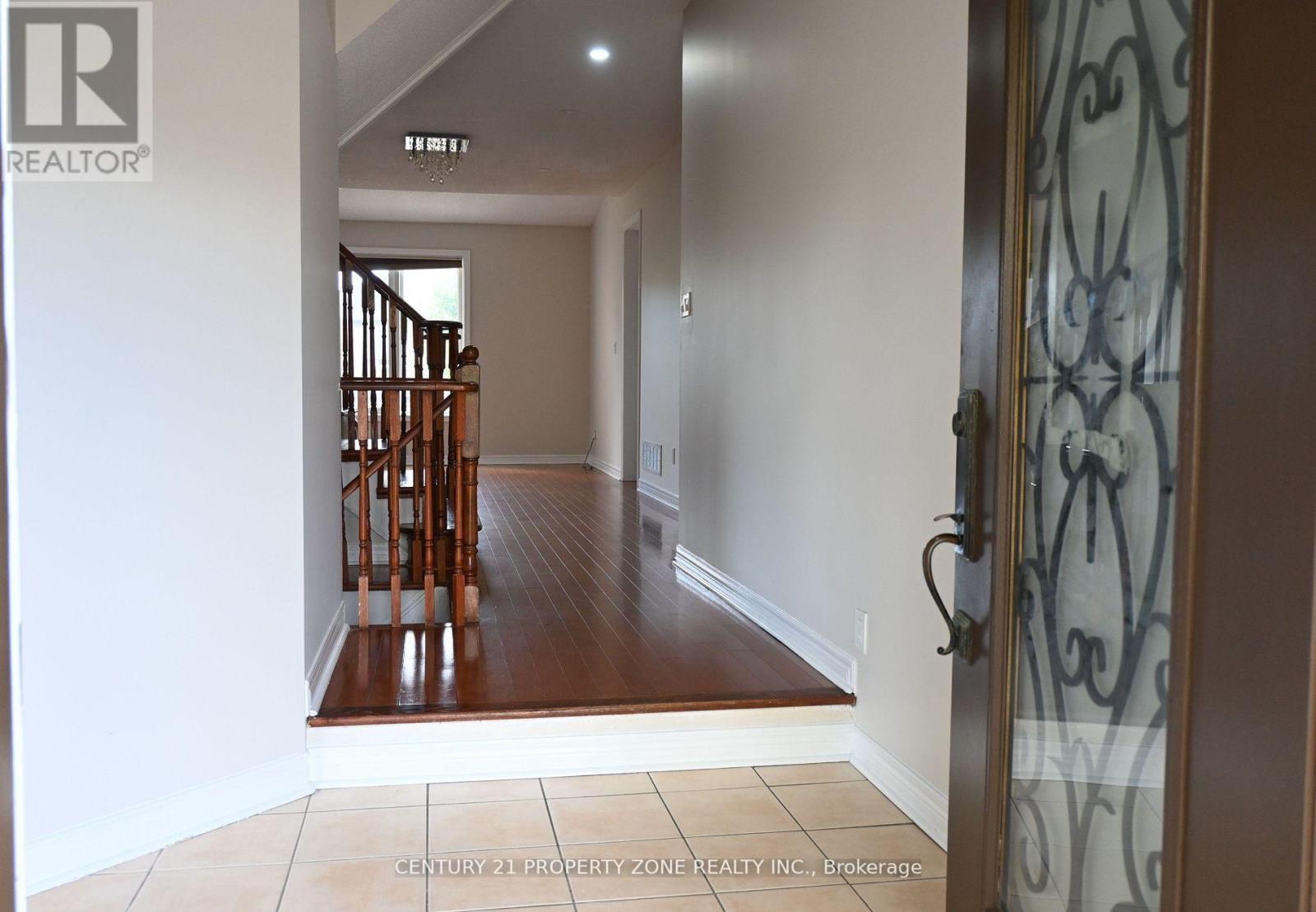 39 Harbourtown Crescent, Brampton, Ontario  L6V 4P4 - Photo 19 - W13160718