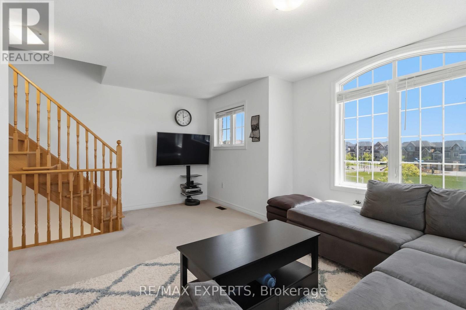 245 Isaac Devins Boulevard, Toronto, Ontario  M9M 0B6 - Photo 17 - W13160792