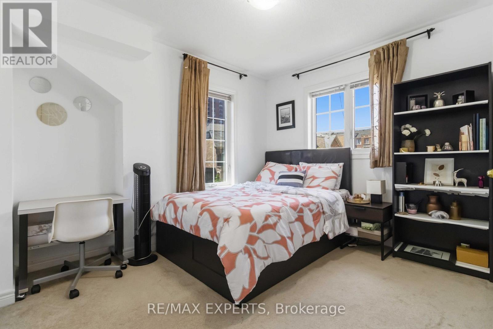 245 Isaac Devins Boulevard, Toronto, Ontario  M9M 0B6 - Photo 22 - W13160792