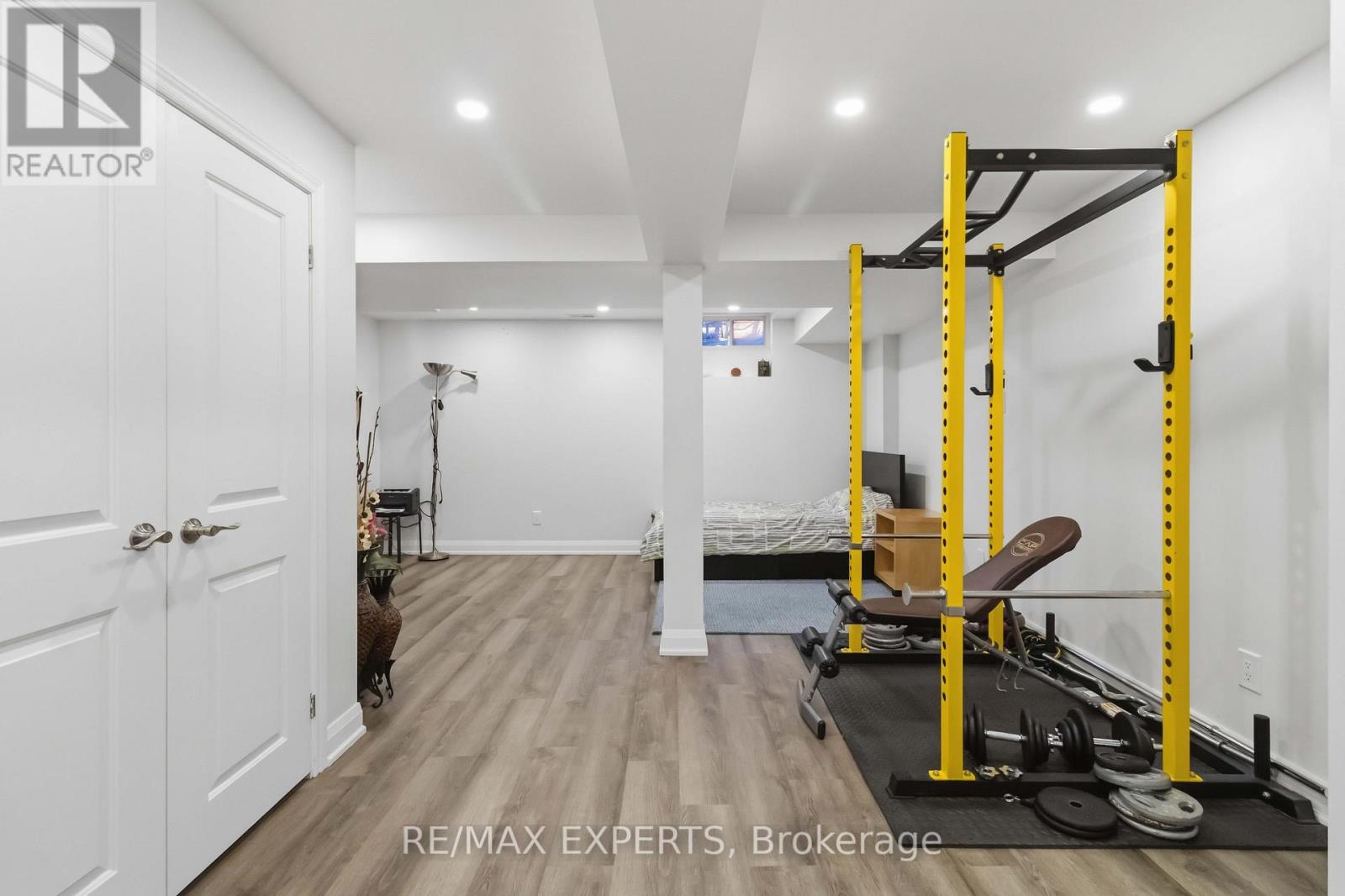 245 Isaac Devins Boulevard, Toronto, Ontario  M9M 0B6 - Photo 32 - W13160792