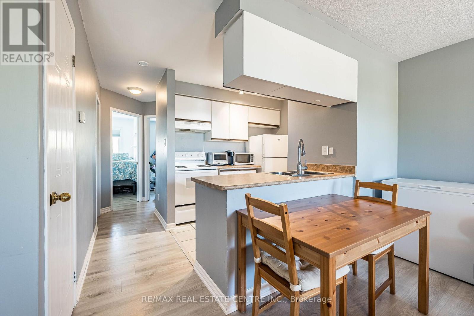 42a Stewart Maclaren Road, Halton Hills, Ontario  L7G 5L9 - Photo 16 - W13160856