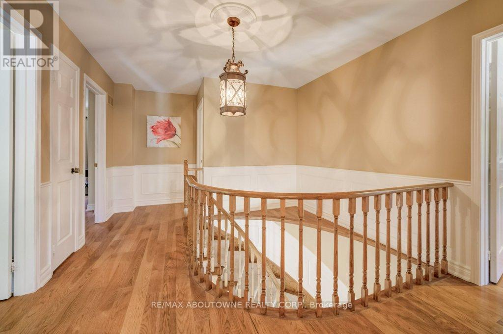 1300 Old Bridle Path, Oakville, Ontario  L6M 1A4 - Photo 26 - W13160870