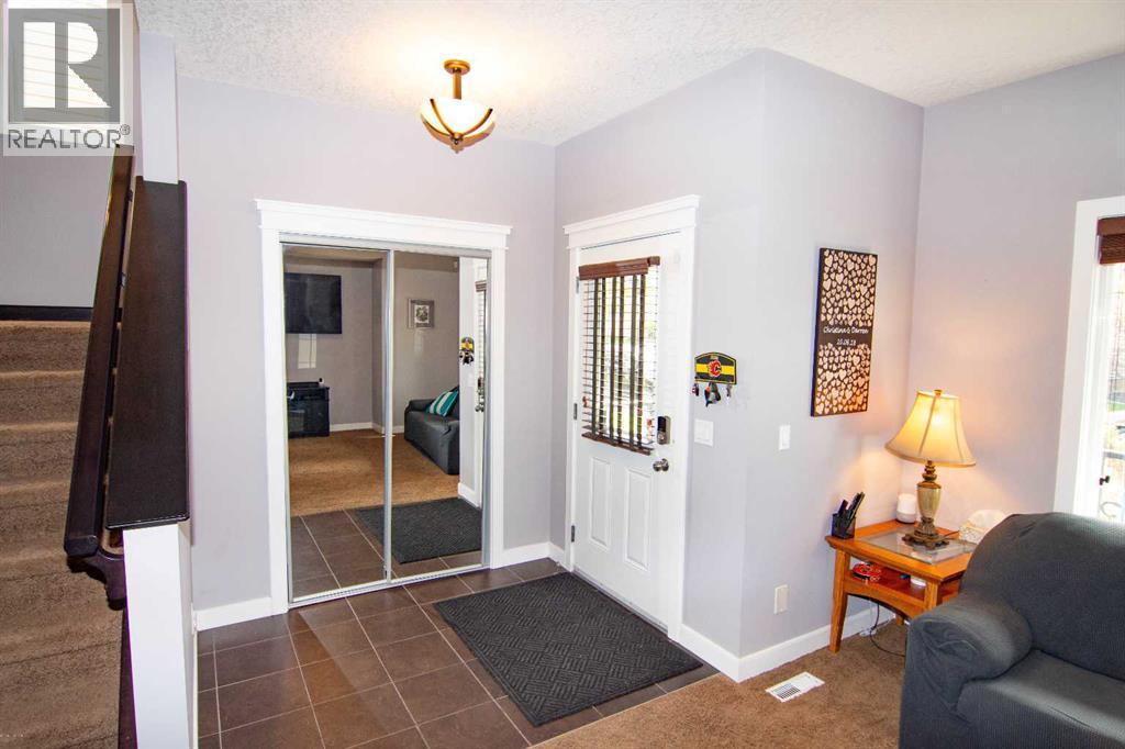 209 Evansdale Landing NW, Calgary, Alberta  T3P 0C6 - Photo 2 - A2313093