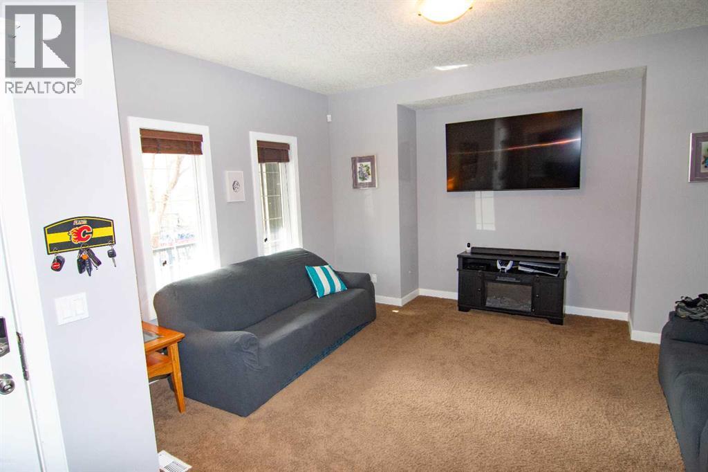 209 Evansdale Landing NW, Calgary, Alberta  T3P 0C6 - Photo 4 - A2313093
