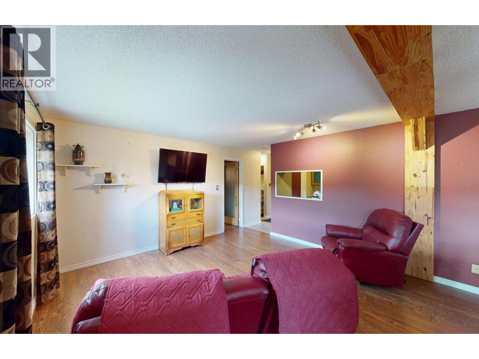 209a 1335 Alpine Drive, Elkford, British Columbia  V0B 1H0 - Photo 10 - 10382791