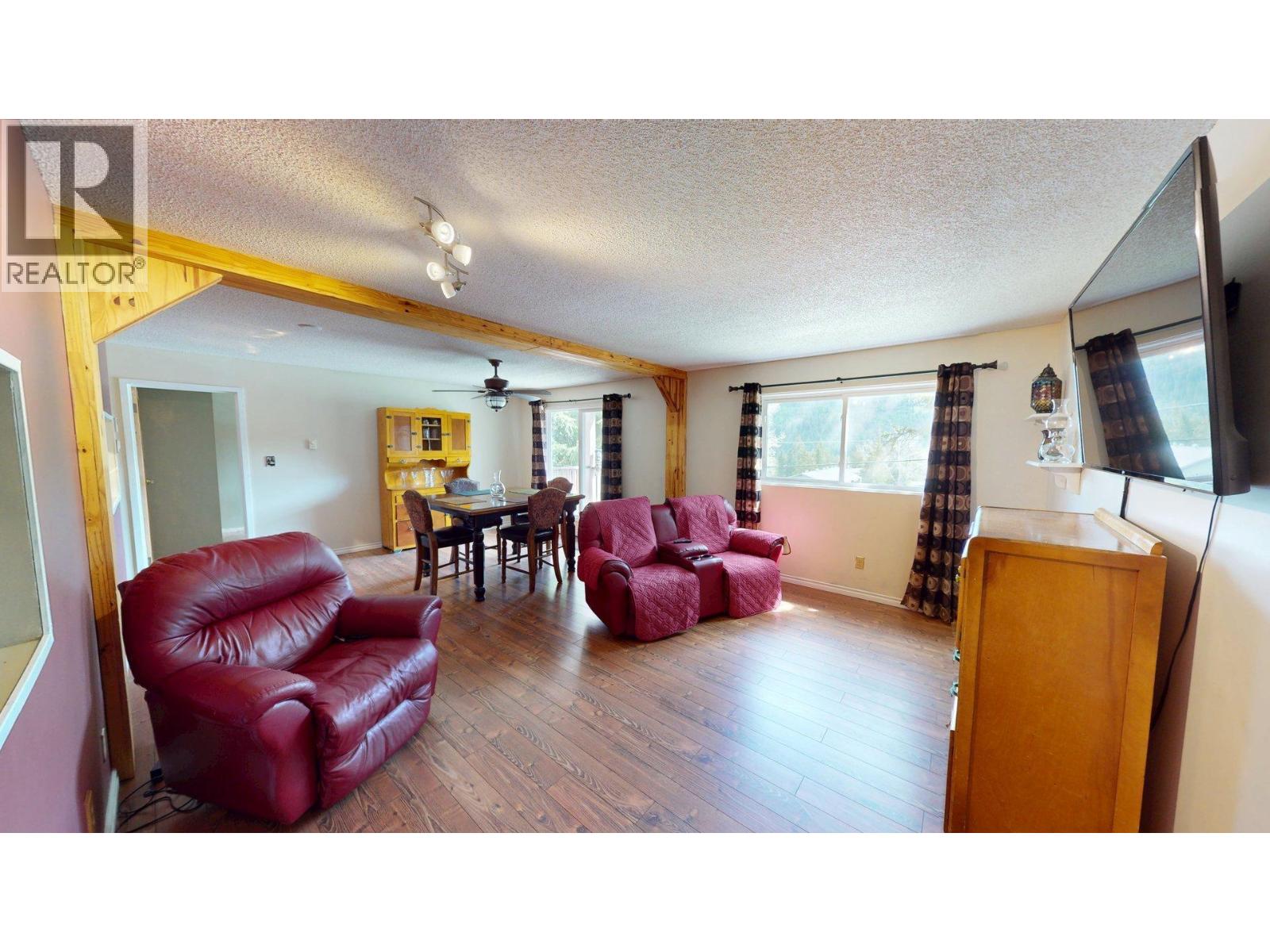 209a 1335 Alpine Drive, Elkford, British Columbia  V0B 1H0 - Photo 13 - 10382791