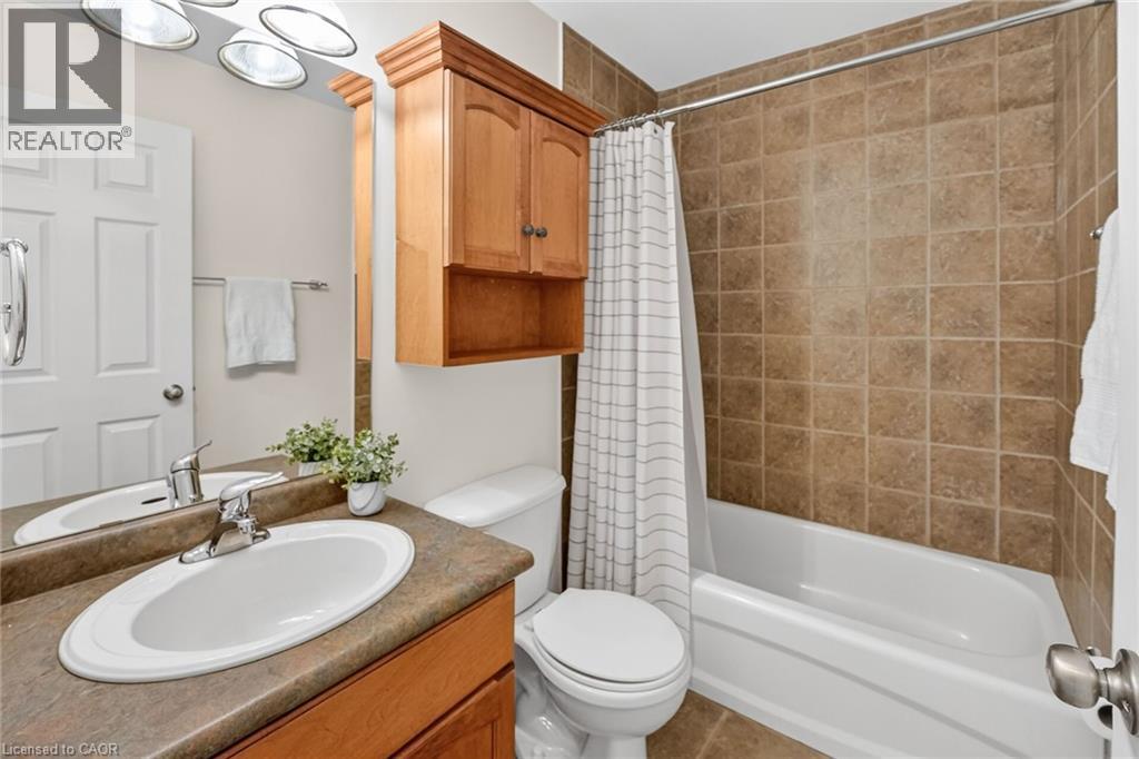 122 Magnolia Crescent, Grimsby, Ontario  L3M 5R5 - Photo 26 - 40832106