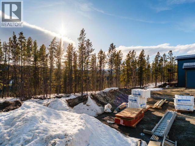 39 Beryl Place, Whitehorse, Yukon Y1A 6V3 - Photo 2 - 17242