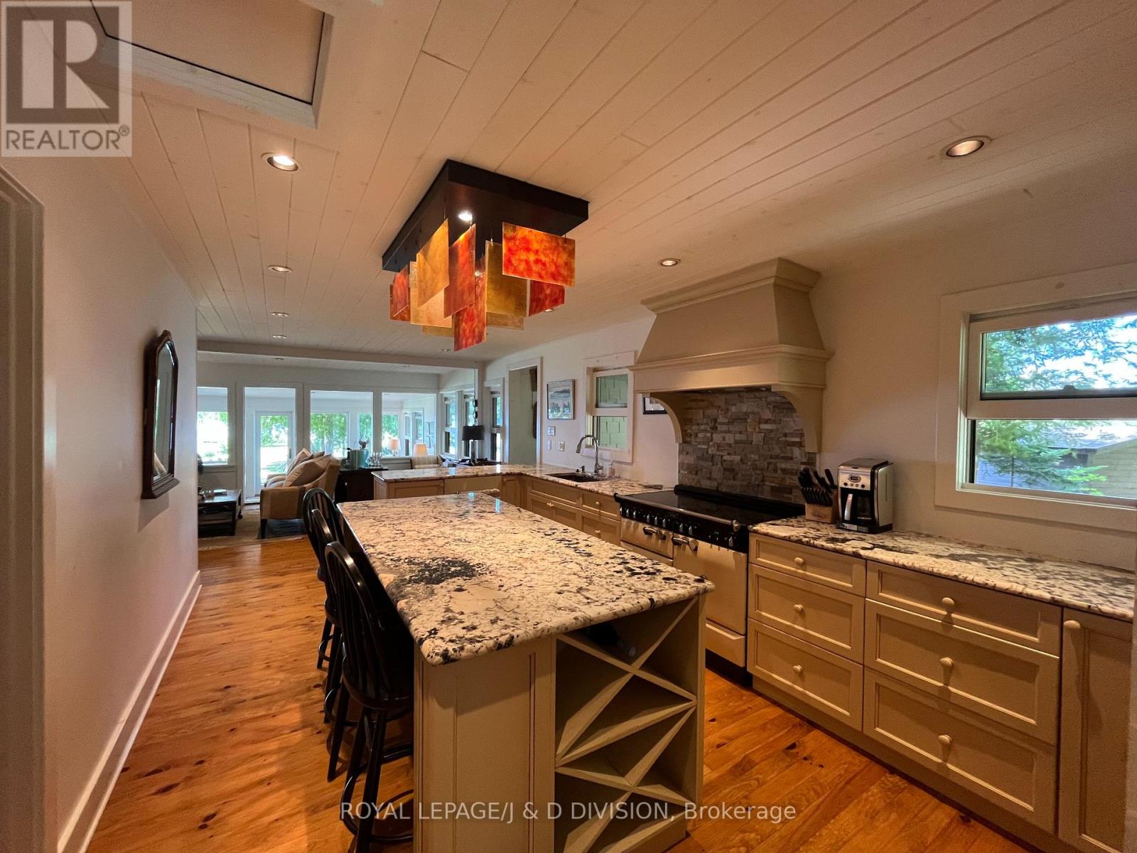 2429 Julia Shore Road W, Douro-Dummer, Ontario  K0L 2H0 - Photo 6 - X13160674