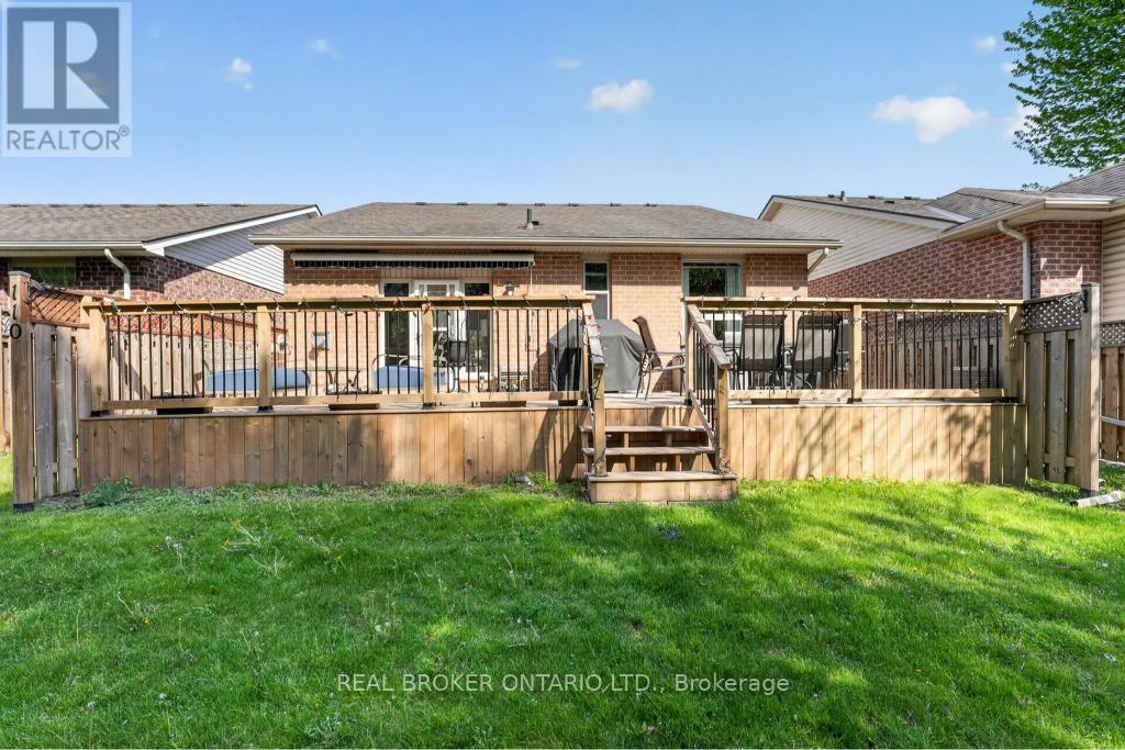 110 Greentrail Drive, Hamilton, Ontario  L0R 1W0 - Photo 18 - X13160756