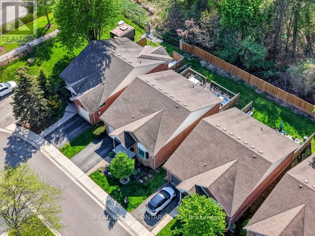 110 Greentrail Drive, Hamilton, Ontario  L0R 1W0 - Photo 2 - X13160756