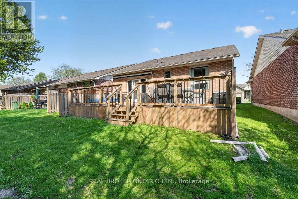 110 Greentrail Drive, Hamilton, Ontario  L0R 1W0 - Photo 3 - X13160756