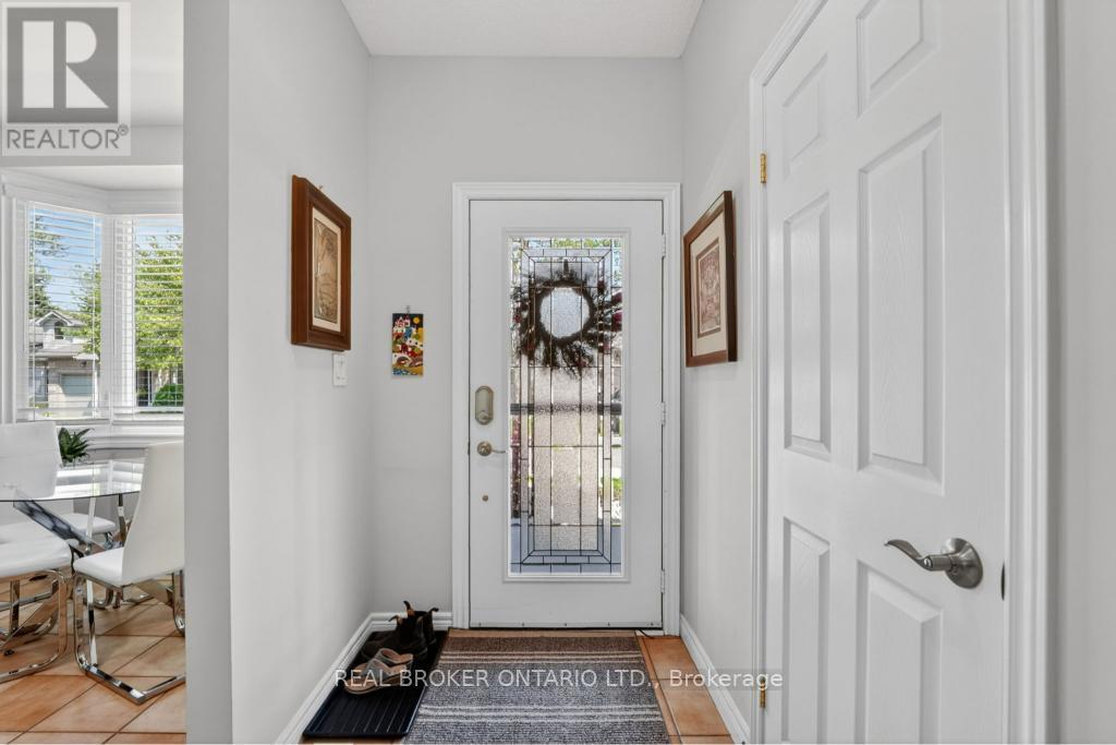 110 Greentrail Drive, Hamilton, Ontario  L0R 1W0 - Photo 4 - X13160756