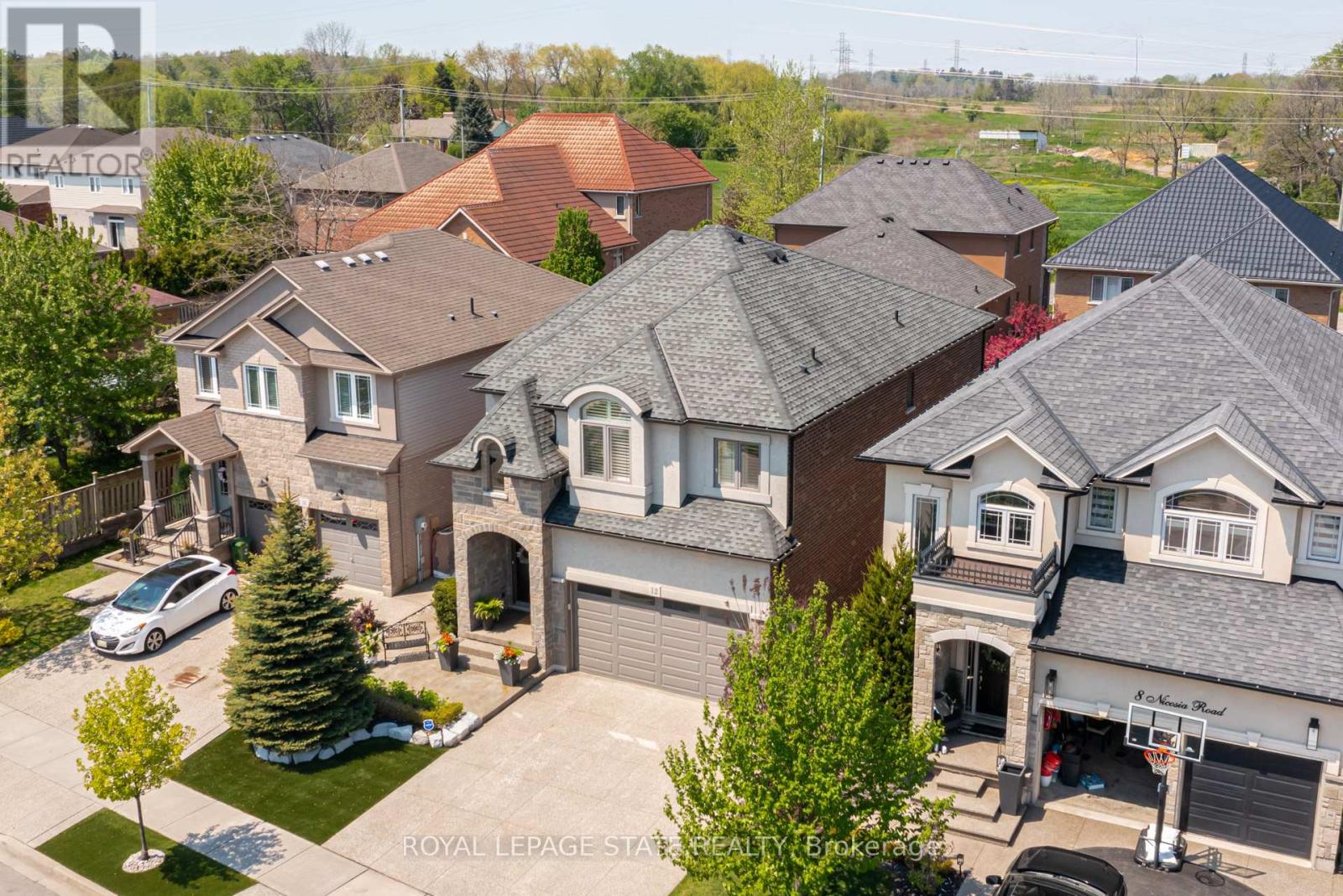 12 Nicosia Road, Hamilton, Ontario  L0R 1W0 - Photo 2 - X13160768