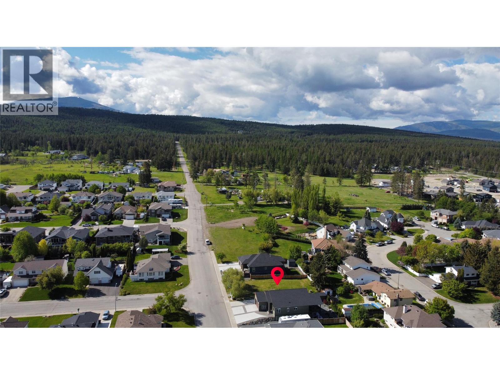 1605 8th Avenue S, Cranbrook, British Columbia  V1C 5N9 - Photo 8 - 10388341