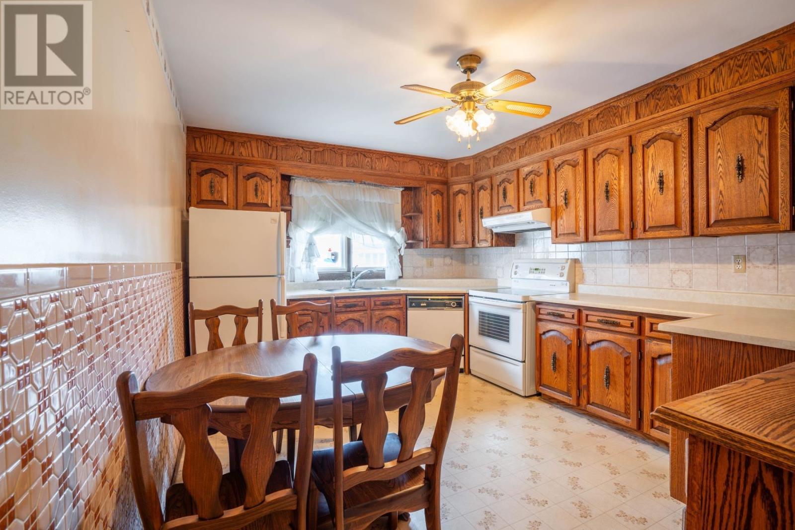 552 Sherbourne St, Sault Ste. Marie, Ontario P6C 3X7 - Photo 11 - SM261104