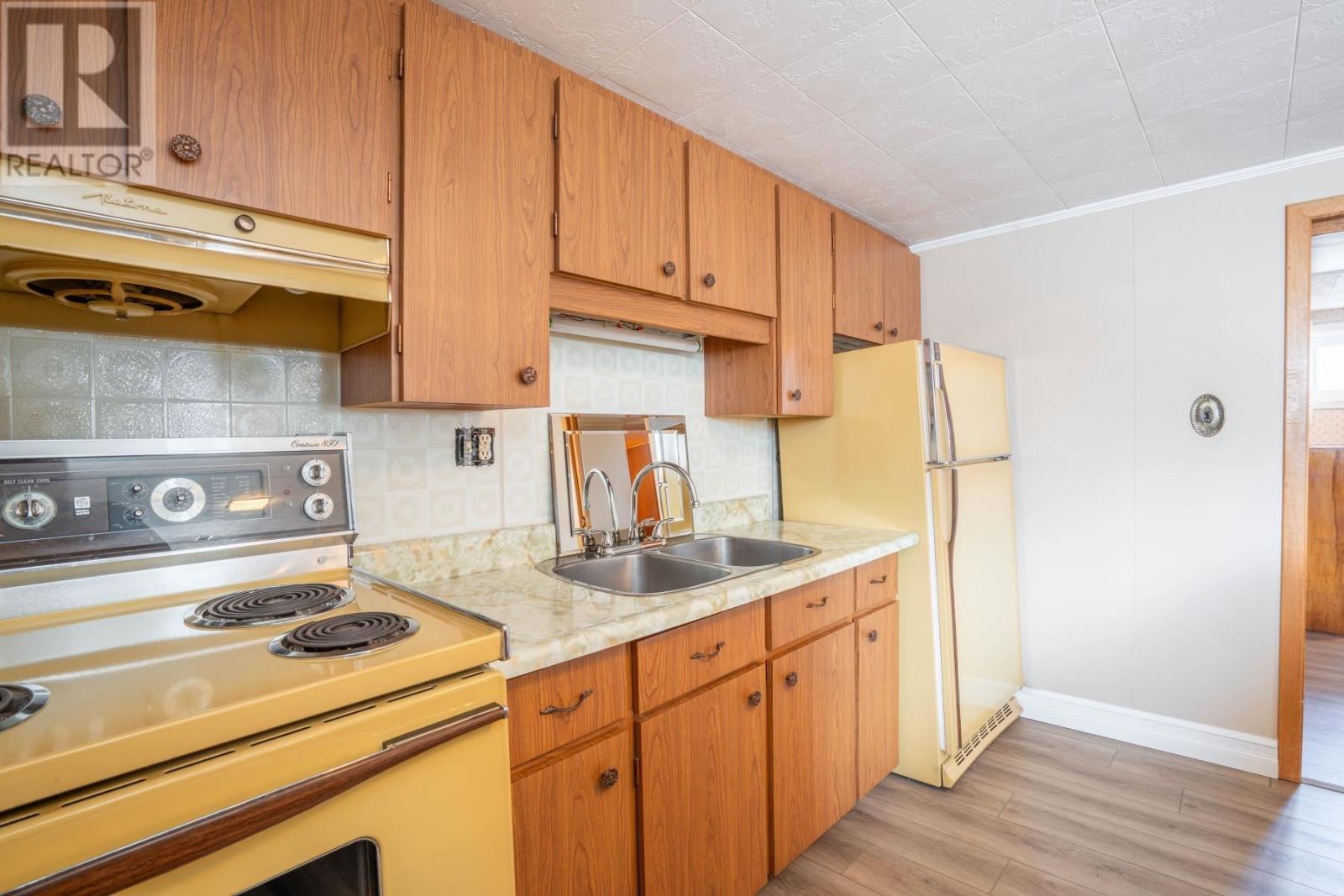 552 Sherbourne St, Sault Ste. Marie, Ontario P6C 3X7 - Photo 27 - SM261104