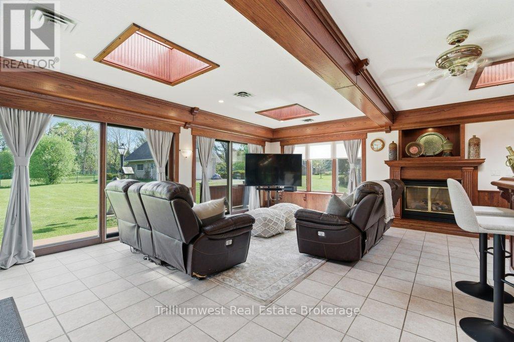32 Sunset Drive, Woolwich, Ontario  N0B 2V0 - Photo 12 - X13160980