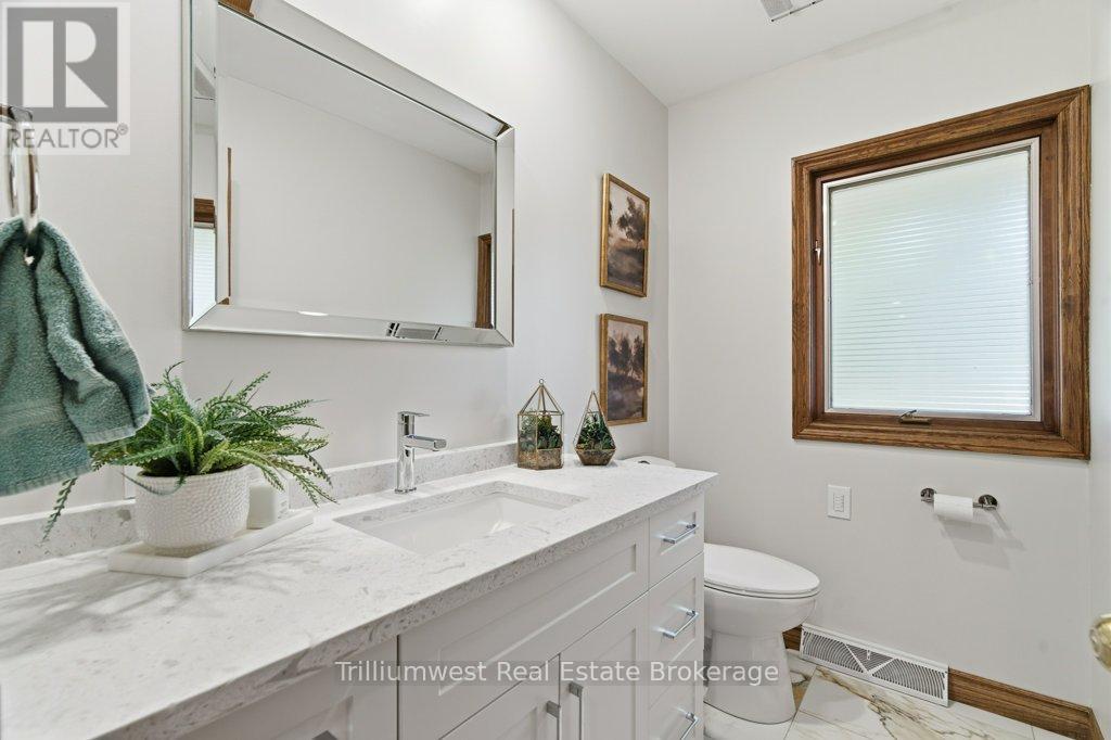 32 Sunset Drive, Woolwich, Ontario  N0B 2V0 - Photo 17 - X13160980