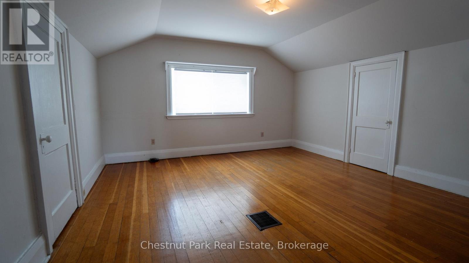 571 Muskoka Road N, Gravenhurst, Ontario  P1P 1E7 - Photo 17 - X13161204